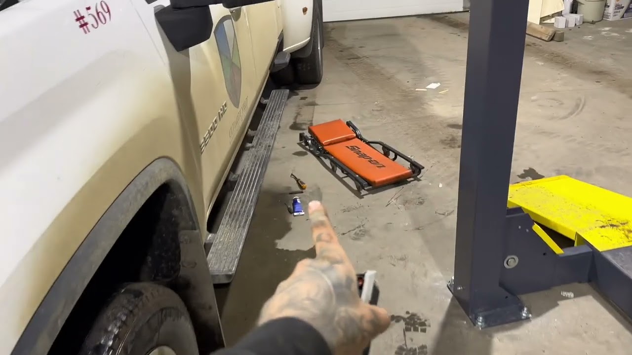 2020-2023 L5P Duramax Can Bus Plugs Location & Install