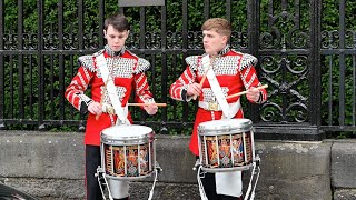 Irish Guards show you how to play drums | Palace of Holyroodhouse, Scotland