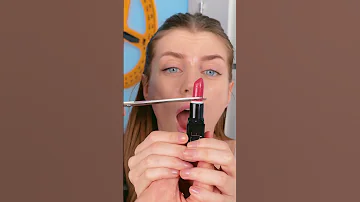 Sneak Makeup DIY Lipstick Shorts 