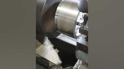 móc lỗ bằng dao tiện trụ