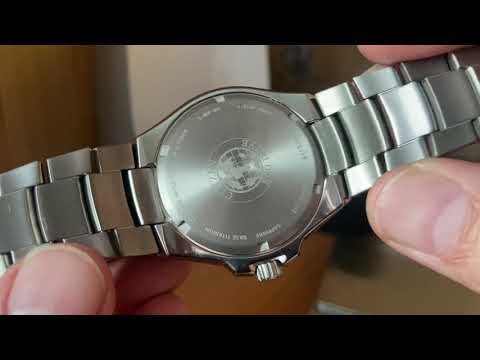 Купил Citizen, пришли испорченные часы