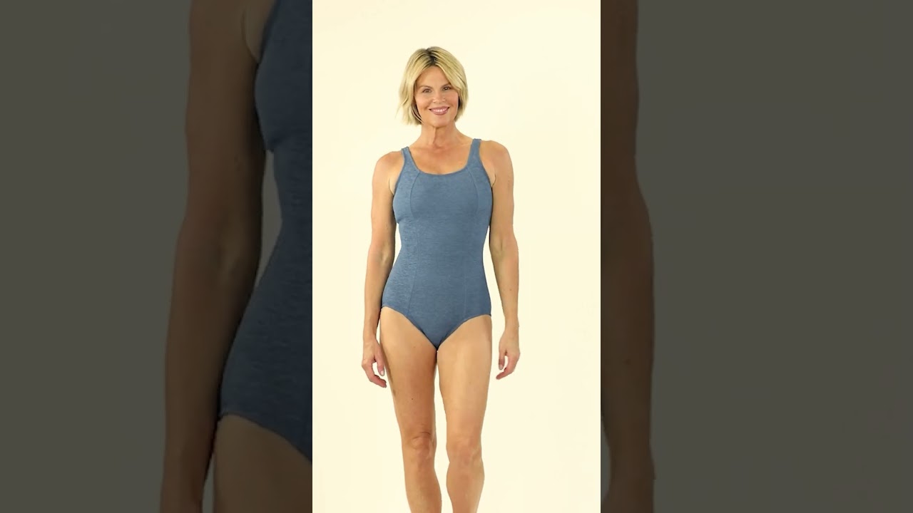 Sporti Textured Chlorine Resistant Scoop Back One Piece Slimsuit | SwimOutlet.com