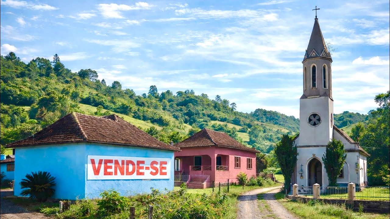 AS PESSOAS ESTÃO VENDENDO SUAS CASAS NO INTERIOR E INDO EMBORA 🥲