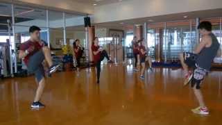 Body Combat - Alternating Knee Strike and Kick