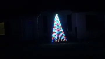 Mega tree (Alan Jackson - Let It Be Christmas)