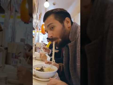 Ağız şapırdatarak yemek yemek/ Japonya