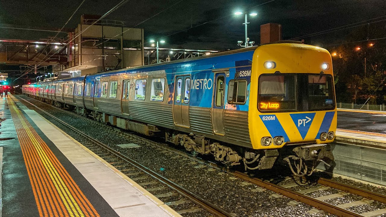 Evening Trains on the Sunbury Line - YouTube