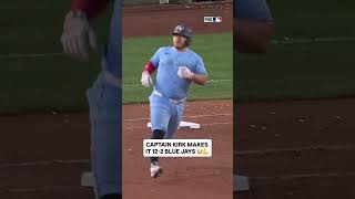 Alejandro Kirk GOES YARD 🇲🇽 #mlb #bluejays