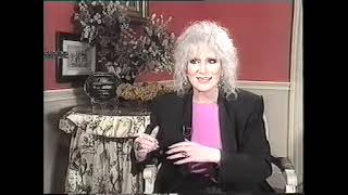 Dusty Springfield Interviewed by Cathy McGowan On Newsroom South East 1990