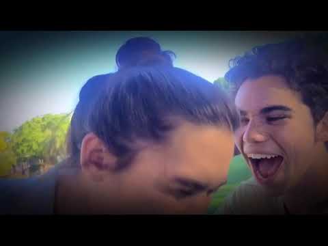 Video: Cameron Boyce xalis sərvəti: Wiki, Evli, Ailə, Toy, Maaş, Qardaşlar