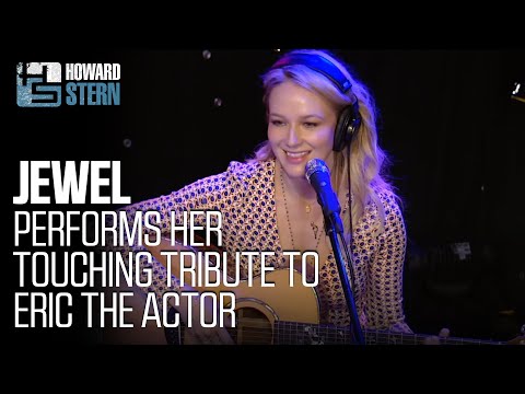 Jewel Performs “Tiny Actor” in Tribute to Late Wack Packer Eric the Actor (2015)
