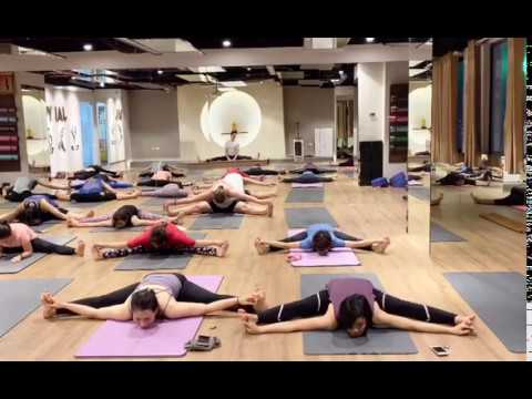 Video: 10 Asana Yoga Efektif Untuk Merangsang Sistem Saraf Anda