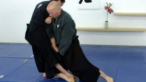 Ko uchi gake, basic Ninjutsu throw - technique for Akban wiki