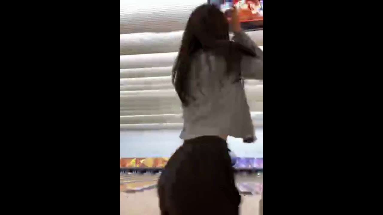 Keysha Levronka Live IG main bowling di Bali bareng Mahalini