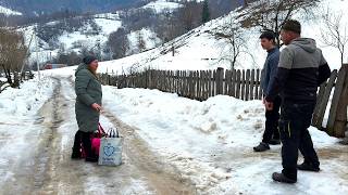 Download Lagu Carpathian rural life — Tatyana's departure, a sad day for the family | traditional cuisine MP3