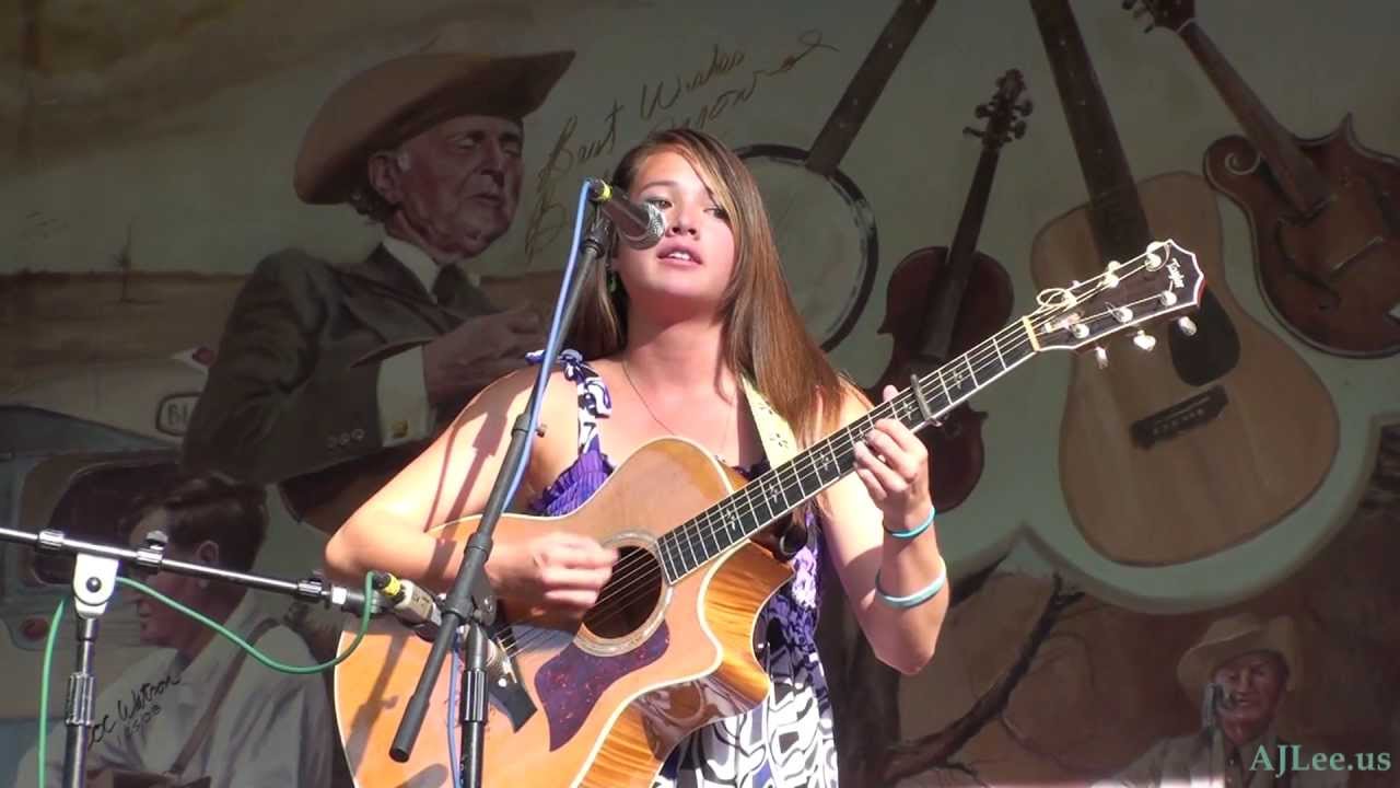 AJ Lee at Wind Gap Bluegrass Festival - Carolina In My Mind - YouTube