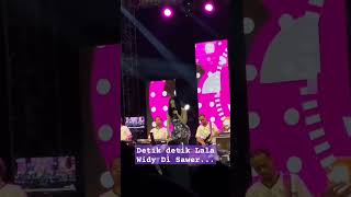 Download Lagu Lala Widy/Cinderella/Sawer MP3 Download Lagu Lala Widy/Cinderella/Sawer MP3
