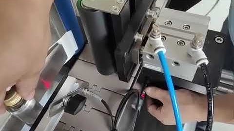 Automatic labeling machine adjust method / LIANHE