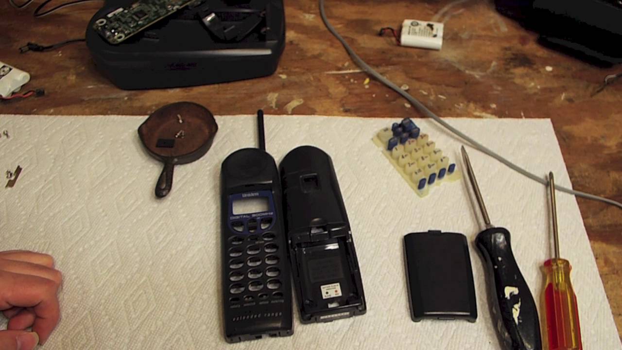 Refurbish Uniden EXI8965 900 MHz Cordless Phone