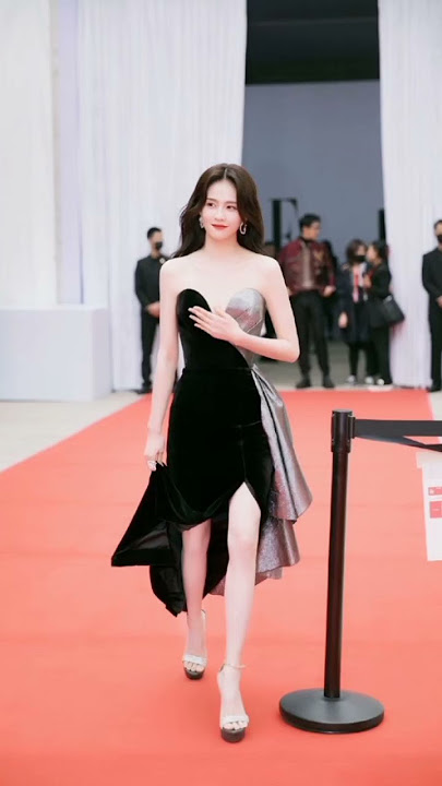 Bai lu VS Zhao lusi 😱🔥🔥Who is your favourite actress 😍🥰🥰 #shorts #chineseactress #chinesedramaeng