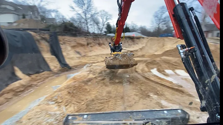 Digging in Water / Kubota Kx080-4 w/ Engcon Tilt Rotator and Trimble Earthworks 2D