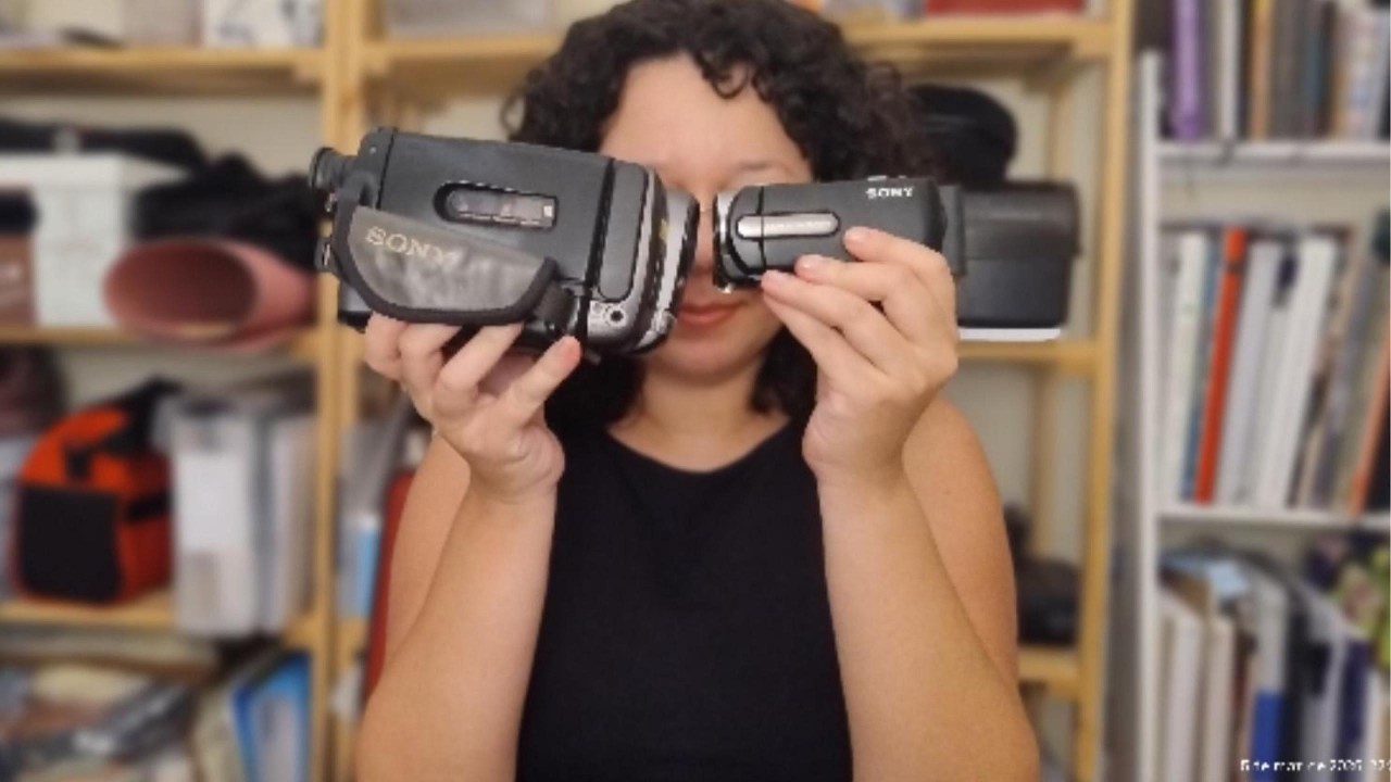 7 motivos que me fizeram comprar uma câmera filmadora da Sony de 2011 em 2026