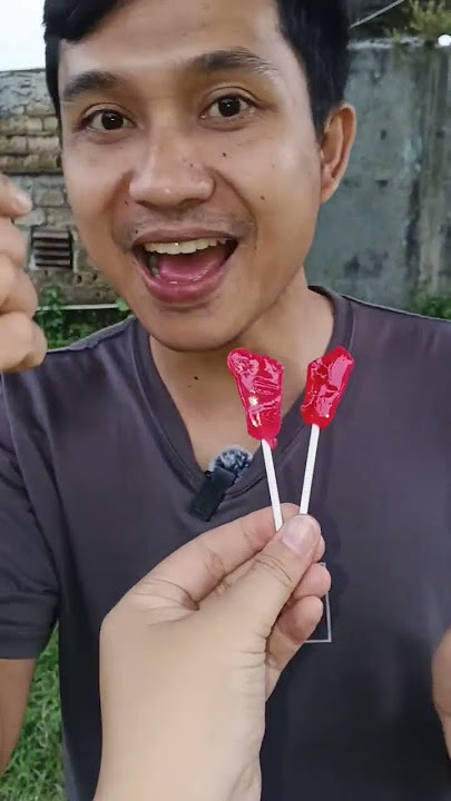 Sharing lollipops, guys, dad gave me green liquid 😁 #youtubeshorts #shortvideo #shorts #shorts