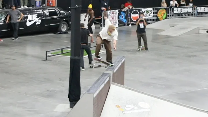 CODY JACOBSON AMAZING BACKSIDE 180 SWITCH CROOK TO...