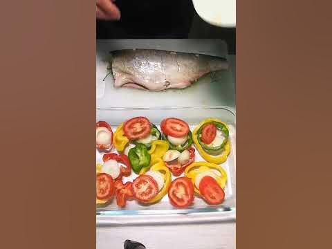 Горбуша, запечённая в духовке с овощами. - YouTube