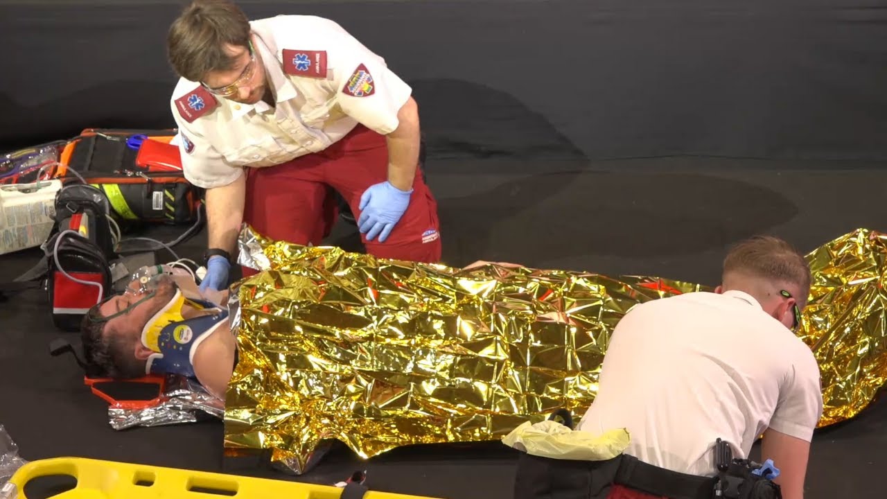 Démonstrations ambulancières : traumatisme cervical - Par Assistance Ambulance