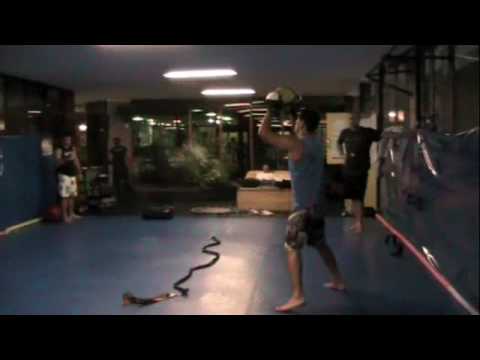 Treinamento de Resistncia (Ombros) - Paulo Thiago - UFC