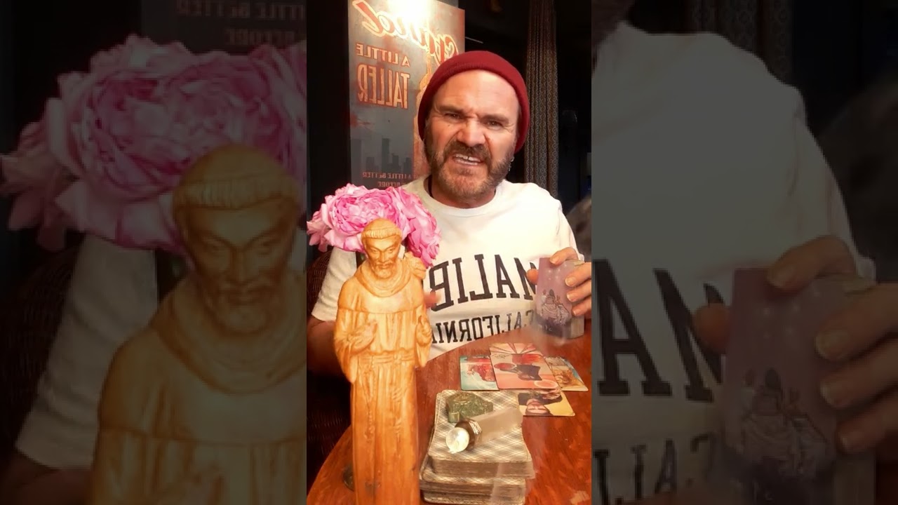 JDS Tarot🧿 Gemini🧿 You have not met this person yet, but they are going to change your life!