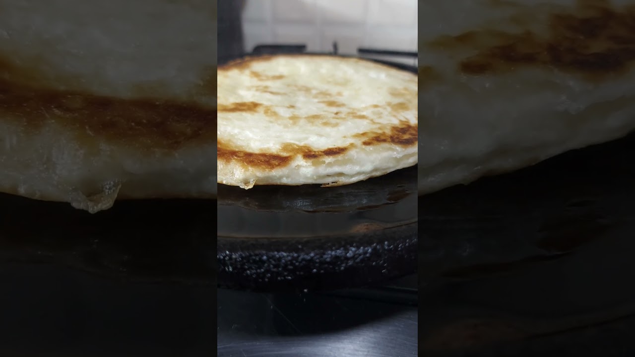🥞🌟 Crispy and Flaky Paratha: A Taste of Tradition and Delight! 🌟🥞