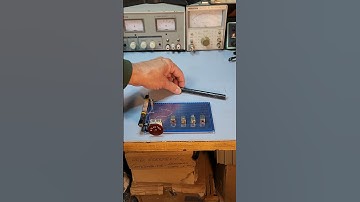AM Tuner Short #soldersmoke #vintageradio #diyelectronics #transistorradio