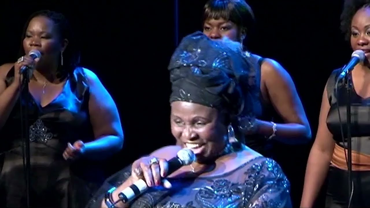 Dorothy Masuka - Khawuleza (Live)