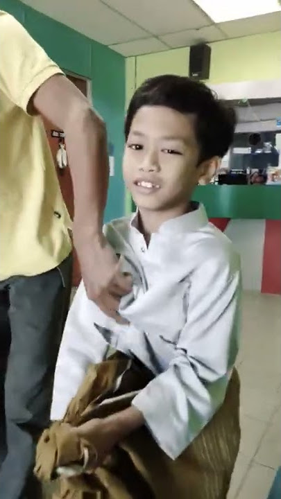 M.THAQIF AMSYAR ALHAMDULILLAH DAH SUNAT (2019) UMUR 8 TAHUN SENYUM JERRR TAK SAKIT DIA KATA