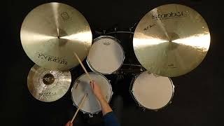 Istanbul Agop Traditional Medium Crash Cymbal 20" 1755 grams MC20