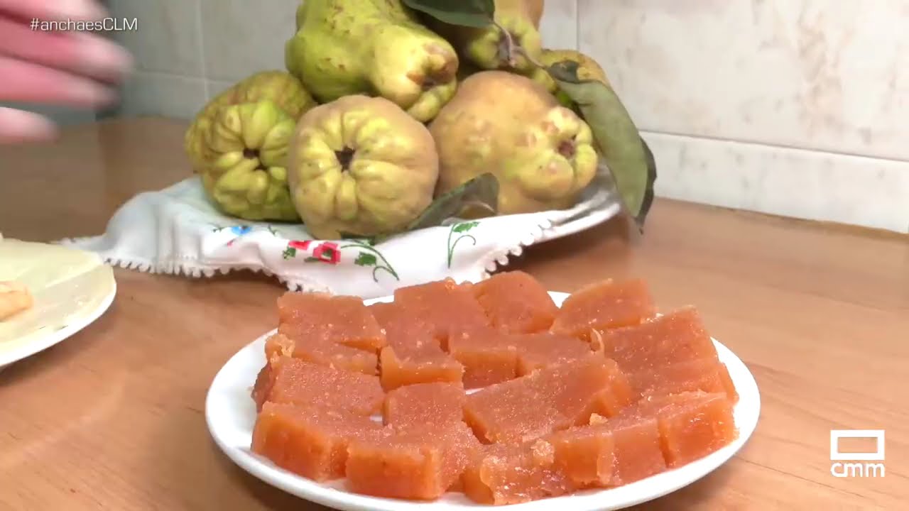 Así preparan el membrillo las vecinas de Puebla de Don Rodrigo