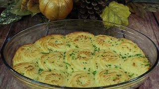 Fancy Mashed Potatoes with Cream Cheese! Great idea for Thanksgiving Dinner!