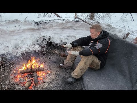 Lost in Alaska - How to NOT Freeze to Death! Winter Survival Camping u0026 Bushcraft (No Tent or Bag)