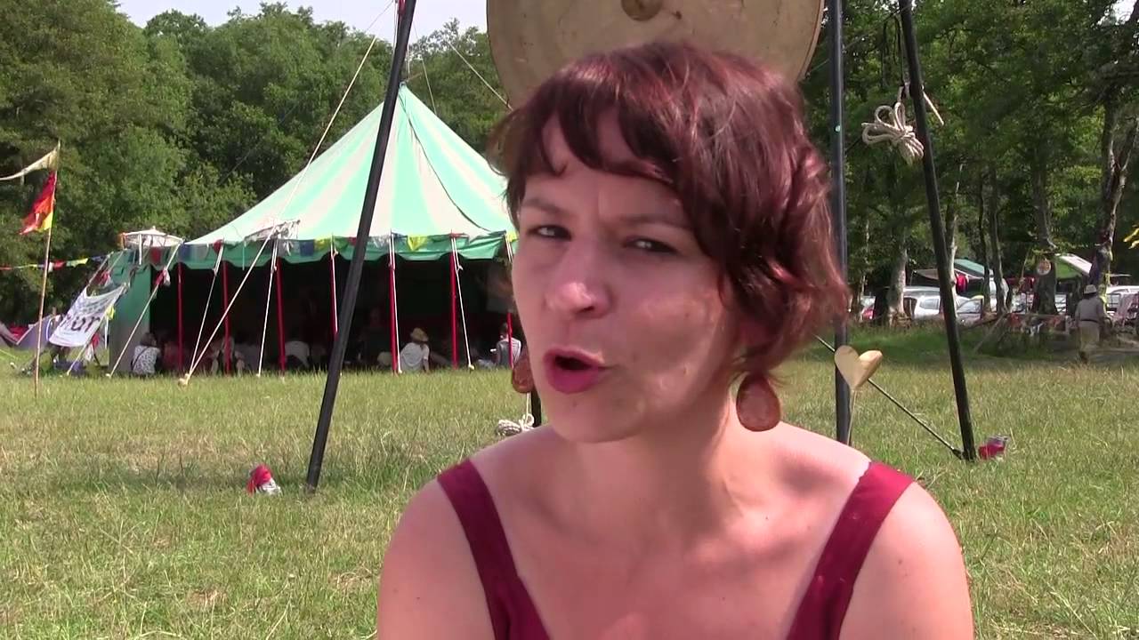 Emilie from France speaks about Buddhafield and Buddhist meditation