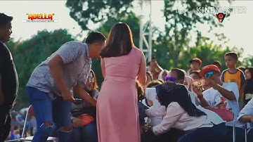 Adella-Bu kades Engel emitasari ( cinta luar biasa)