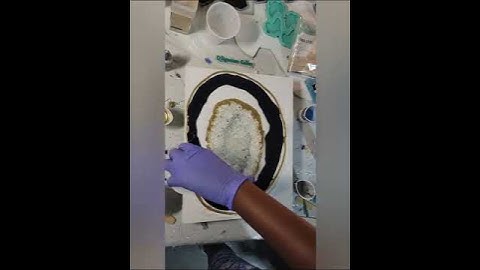 Making a 3D Resin Geode Painting