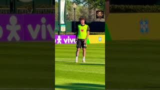 LÉO PEREIRA TREINO FORTE NO SEU PRIMEIRO TREINO!!
