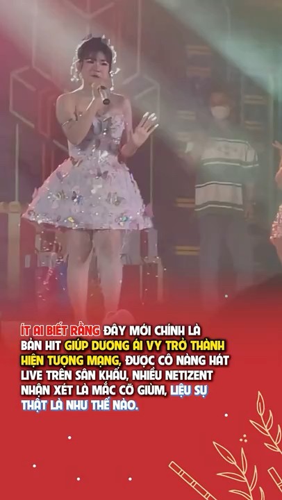 Duong Ai Vy Sings Live
