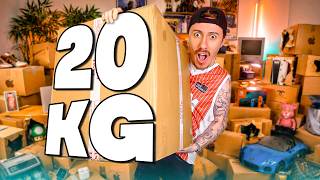 J'OUVRE 20 KG DE COLIS PERDU ! (y'a des objets de luxe ??)