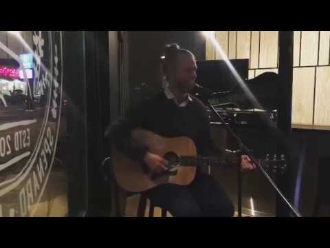 Conway Seavey Kiss Live Snippet
