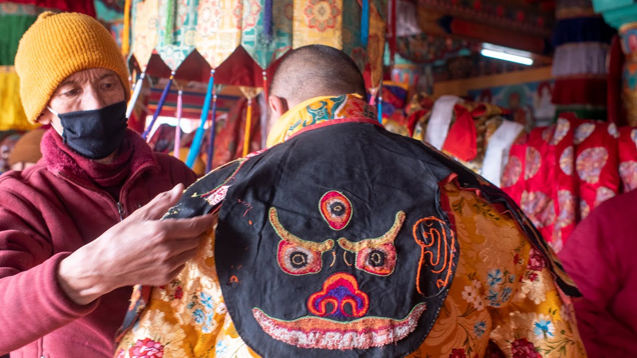 Matho Nagrang : Festival of the Black Oracles