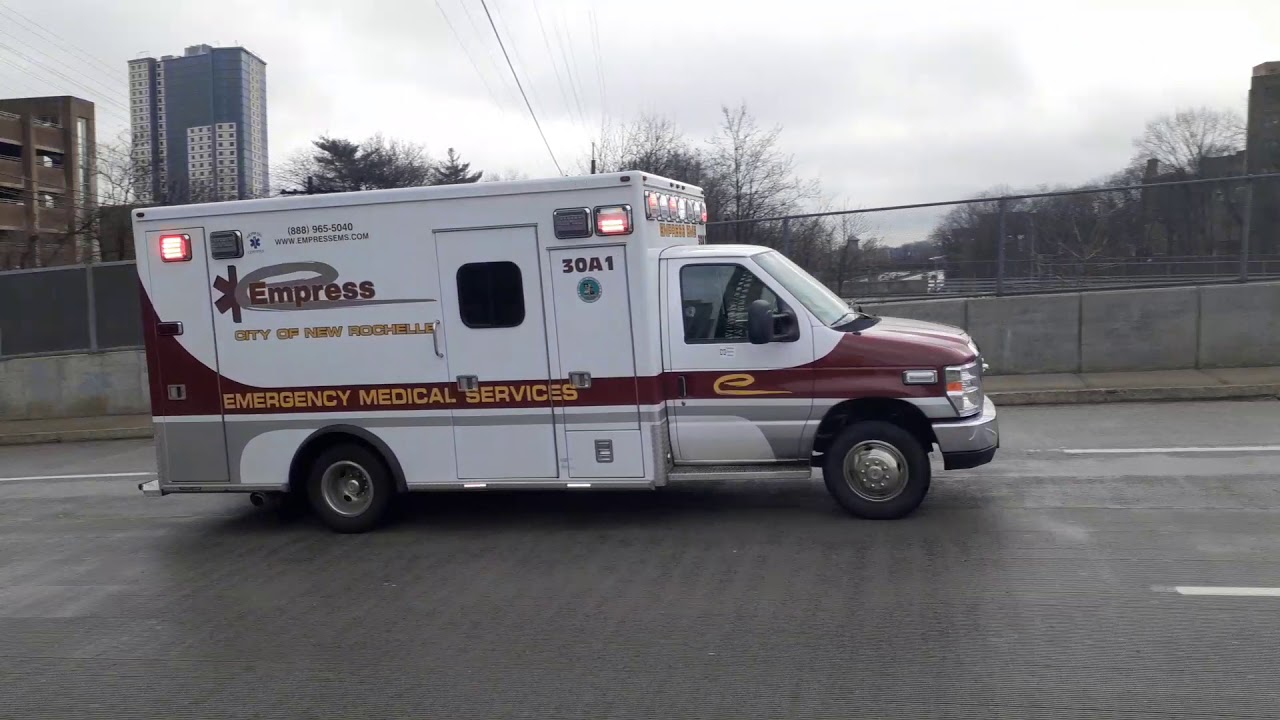 New Rochelle Ambulance 1 responding and arriving at a call 21120
