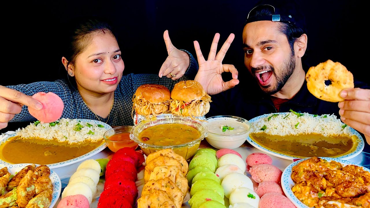 Есть 4 вида идли: вадда, момо, бургер и рис самбхар | Мукбанг